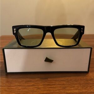 Akoni Leo Black sunglasses 54-20-148